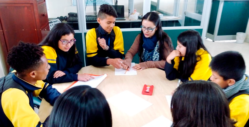 Equipo de Reporteritos se Toma la Escuela Normal